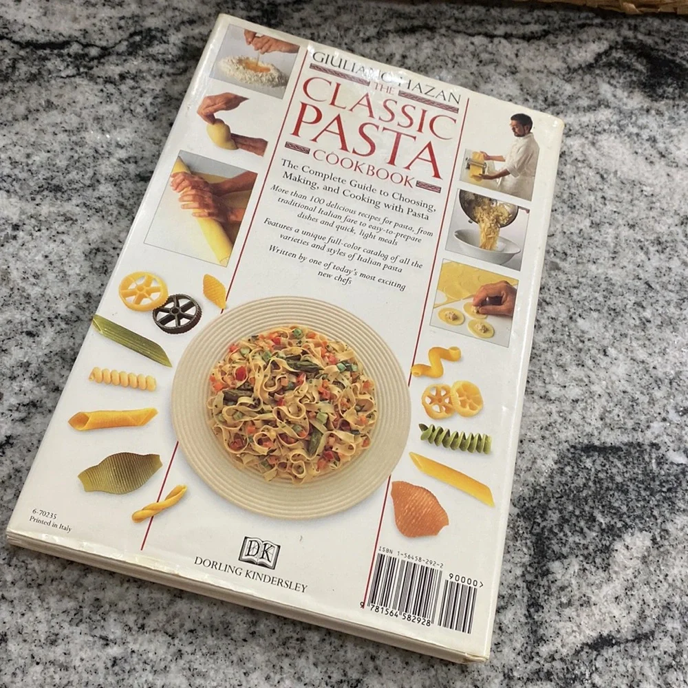Giuliano Hazan The Classic Pasta Cookbook - White & Red Cover
